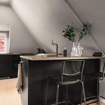 Dinbnb Apartments I 350M To Bryggen I Renovated 2023 I Quiet Top Apart Bergen Bagian luar foto