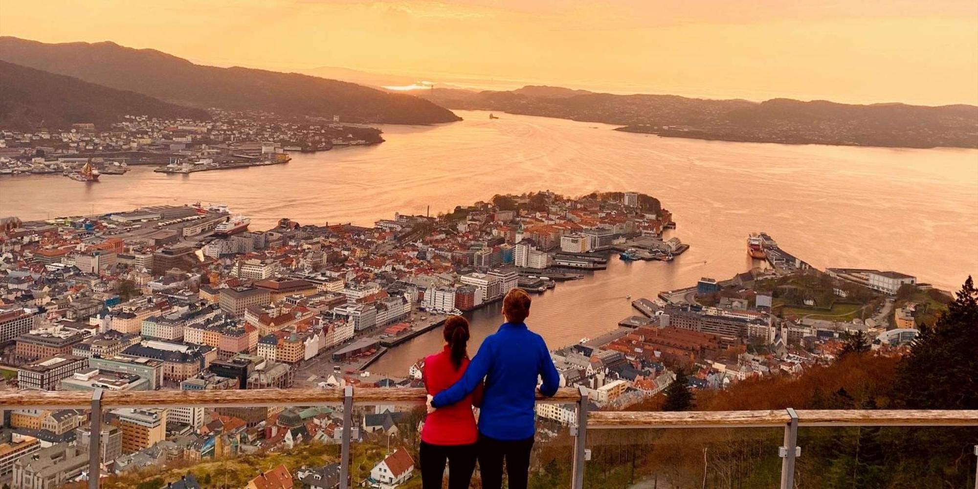 Dinbnb Apartments I 350M To Bryggen I Renovated 2023 I Quiet Top Apart Bergen Bagian luar foto