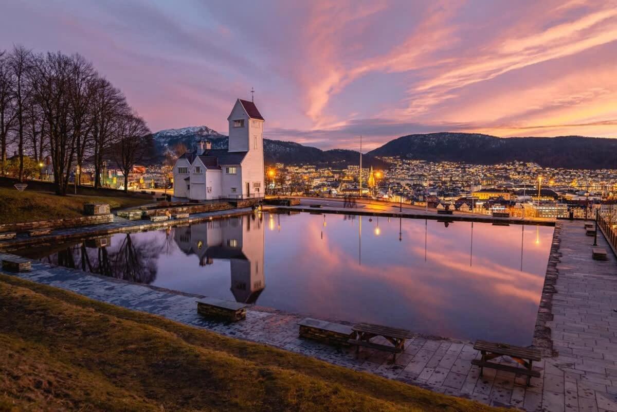 Dinbnb Apartments I 350M To Bryggen I Renovated 2023 I Quiet Top Apart Bergen Bagian luar foto